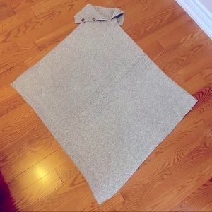 Roots Snowy Owl Poncho